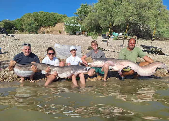 아파트호텔 Iberfishing 카스페