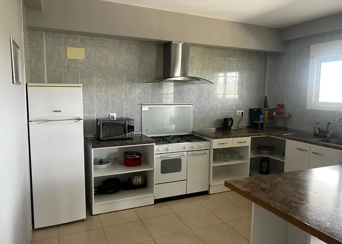 Iberfishing 아파트호텔 *